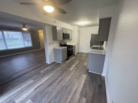 Kitchen - 268 Circlegate Rd #268, New Lenox, IL 60451 photo 1 of 3