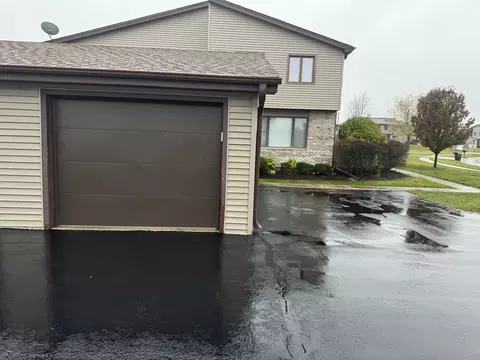 Exterior - 268 Circlegate Rd #268, New Lenox, IL 60451 photo 5 of 6
