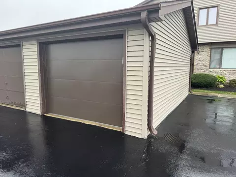 Exterior - 268 Circlegate Rd #268, New Lenox, IL 60451 photo 4 of 6