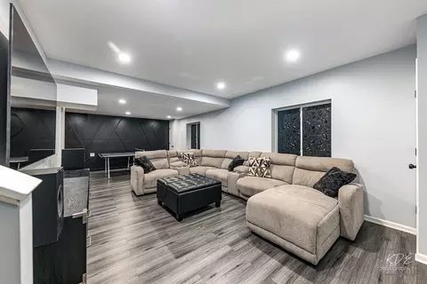 Living - 3185 Bennett Pl, Aurora, IL 60502 photo 8 of 8