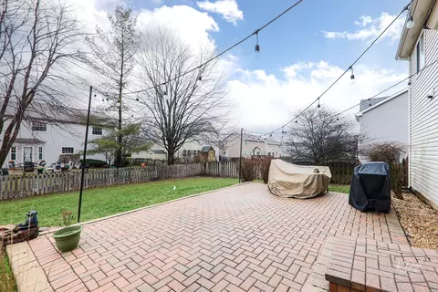 Exterior - 3185 Bennett Pl, Aurora, IL 60502 photo 2 of 6