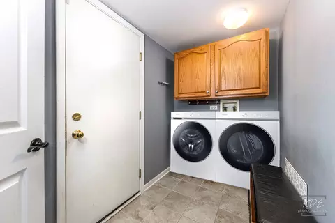 Other - 3185 Bennett Pl, Aurora, IL 60502 photo 2 of 12