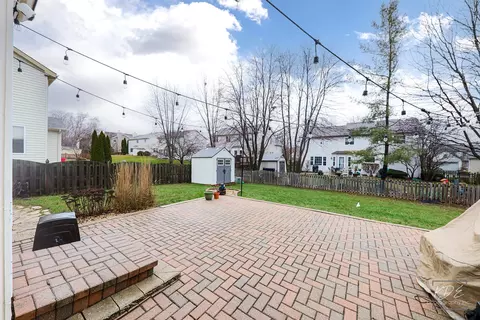 Exterior - 3185 Bennett Pl, Aurora, IL 60502 photo 3 of 6