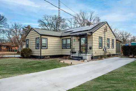 1007 Taylor St, Streator, IL 61364