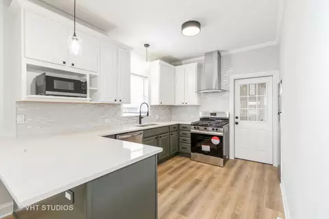 Kitchen - 3428 Union Ave, Steger, IL 60475 photo 1 of 3