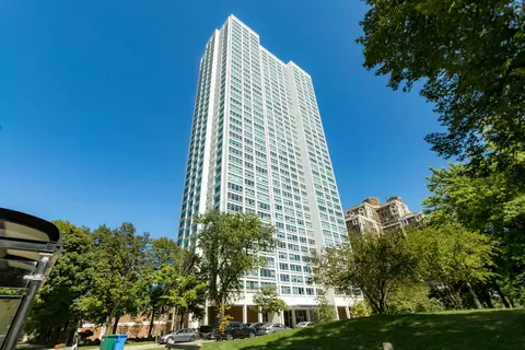 1700 E 56th St #407, Chicago, IL 60637