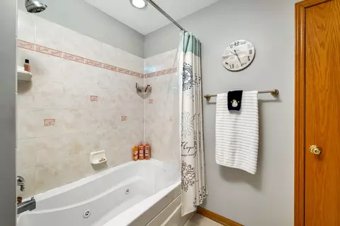 2585 Cambridge Dr, Morris, IL 60450 photo 17