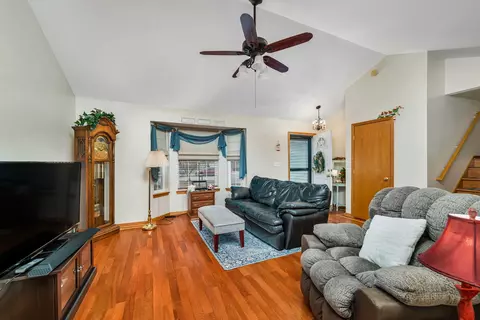 2585 Cambridge Dr, Morris, IL 60450 photo 7