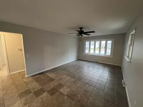 314 W James St, Dwight, IL 60420 photo 2