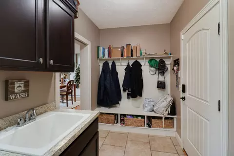 1808 Pfitzer Rd, Normal, IL 61761 photo 22
