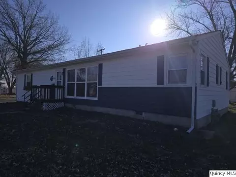 620 Maple St, Carthage, IL 62321 photo 26
