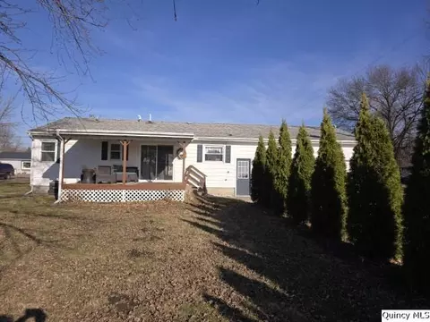 620 Maple St, Carthage, IL 62321 photo 23