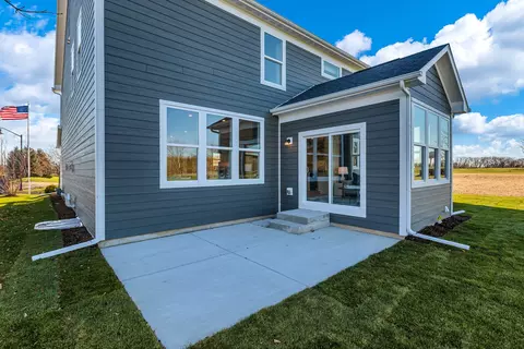 3703 Skyglade Ct, Elgin, IL 60124 photo 2