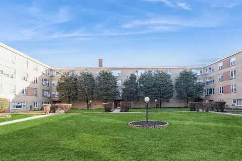 6023 N Damen Ave #G3, Chicago, IL 60659
