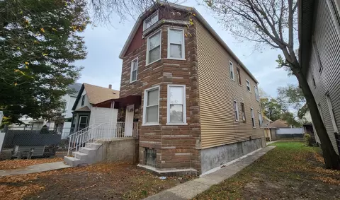 8341 S Burnham Ave, Chicago, IL 60617