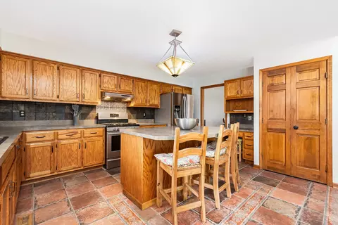 1616 Brighton Ln, Plainfield, IL 60586 photo 8
