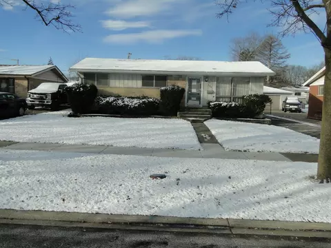 928 Pamela Dr, Bensenville, IL 60106