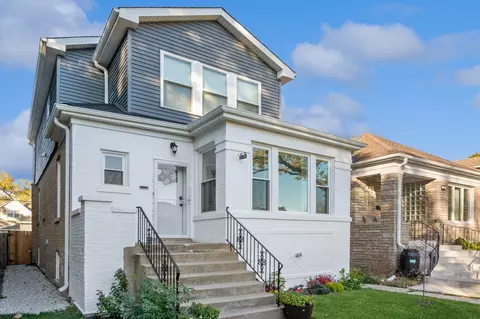 5118 W Winnemac Ave, Chicago, IL 60630