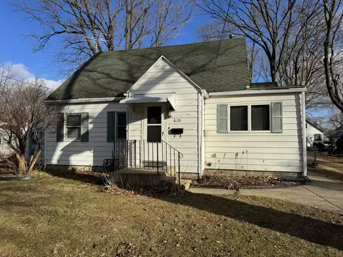 620 Douglas Ave, Dixon, IL 61021