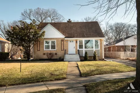 18355 Homewood Ave, Homewood, IL 60430