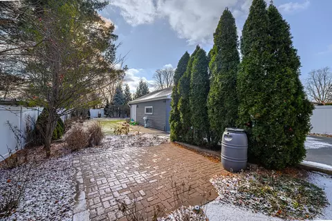 Exterior - 4351 150th St, Midlothian, IL 60445 photo 3 of 6