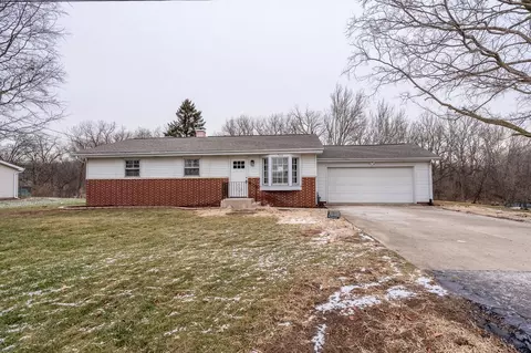 515 Old Hickory Rd, New Lenox, IL 60451