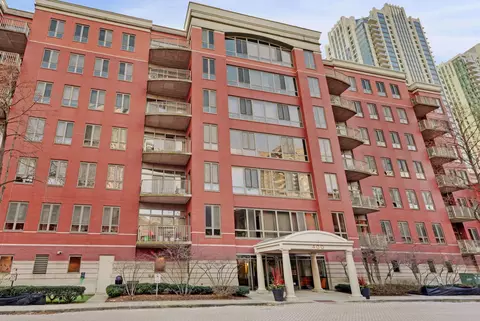 400 N Clinton St #603, Chicago, IL 60654