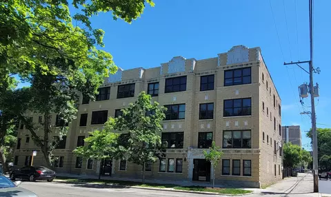1549 W Sherwin Ave #203, Chicago, IL 60626