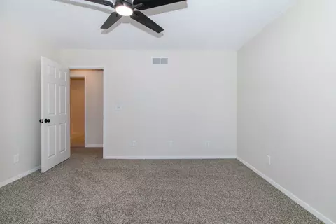 307 N Walnut St, Arrowsmith, IL 61722 photo 29