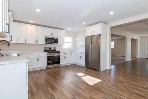 307 N Walnut St, Arrowsmith, IL 61722 photo 12