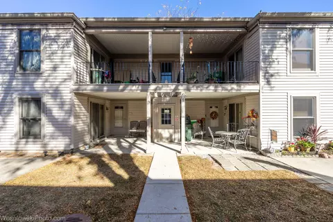 1704 Fayette Walk #E, Hoffman Estates, IL 60169