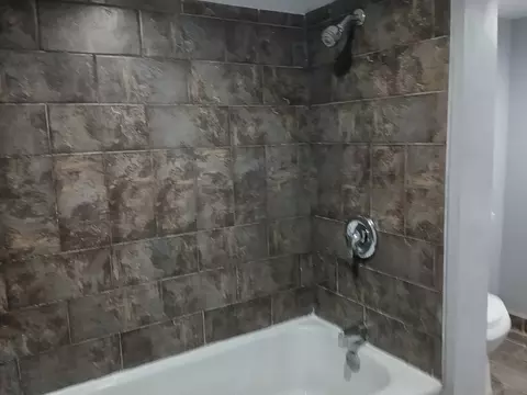 Bath - 839 E 87th Pl, Chicago, IL 60619 photo 1 of 4