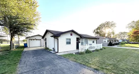 41 Jordan Dr, Bourbonnais, IL 60914