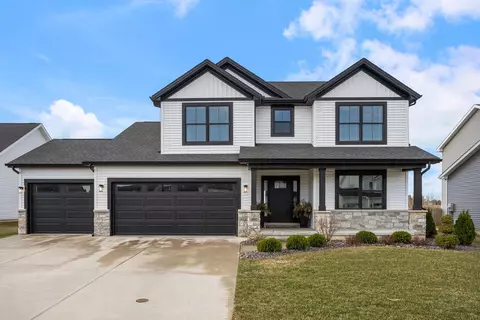507 Wheatley Dr, Mahomet, IL 61853