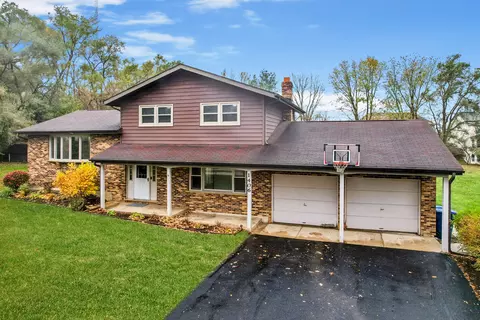 1406 N Cedar Lake Rd, Lake Villa, IL 60046