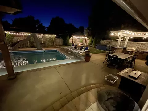 Exterior - 105 S Parkside Rd, Normal, IL 61761 photo 17 of 20
