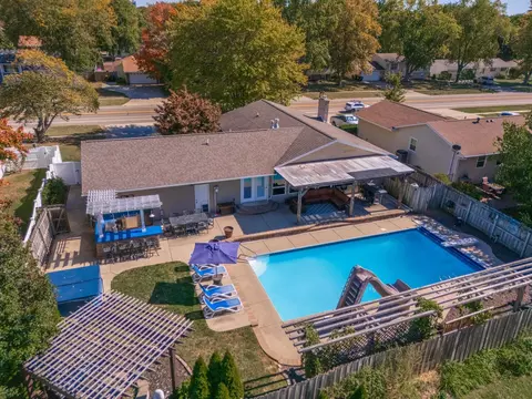 View/Area - 105 S Parkside Rd, Normal, IL 61761 photo 1 of 7