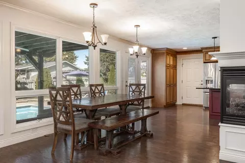 Dining - 105 S Parkside Rd, Normal, IL 61761 photo 2 of 2