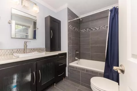 Bath - 105 S Parkside Rd, Normal, IL 61761 photo 1 of 3