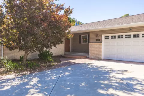 Exterior - 105 S Parkside Rd, Normal, IL 61761 photo 2 of 20