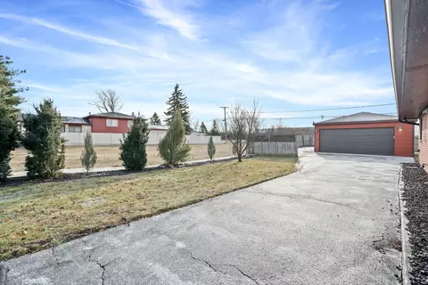 2319 W 157th Pl, Markham, IL 60426 photo 3