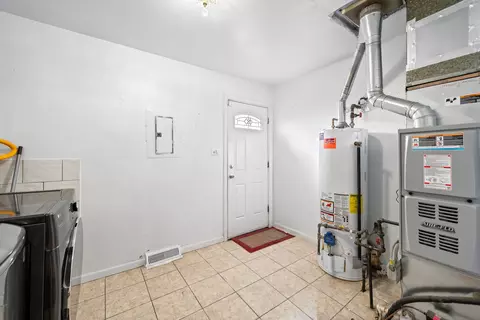 2319 W 157th Pl, Markham, IL 60426 photo 8