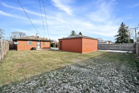 2319 W 157th Pl, Markham, IL 60426 photo 5