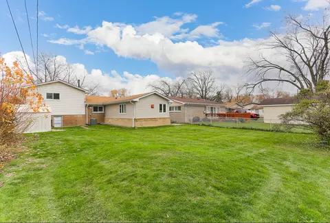 Exterior - 15256 Ridgeway Ave, Midlothian, IL 60445 photo 5 of 5