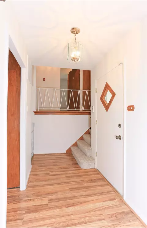 Entry Way - 15256 Ridgeway Ave, Midlothian, IL 60445 photo 1 of 1