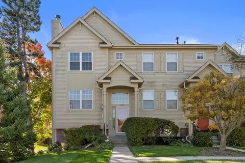 2893 N Augusta Dr, Wadsworth, IL 60083