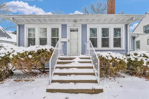 510 W Vermont Ave, Urbana, IL 61801