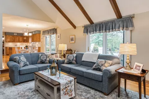 1316 E Gartner Rd, Naperville, IL 60540 photo 15