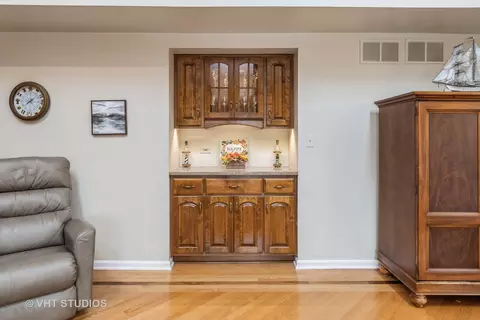 1316 E Gartner Rd, Naperville, IL 60540 photo 14