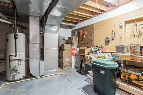 1316 E Gartner Rd, Naperville, IL 60540 photo 30